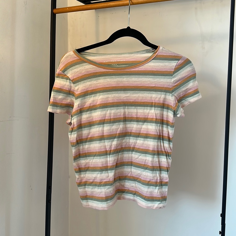 medium american eagle pink and orange tee